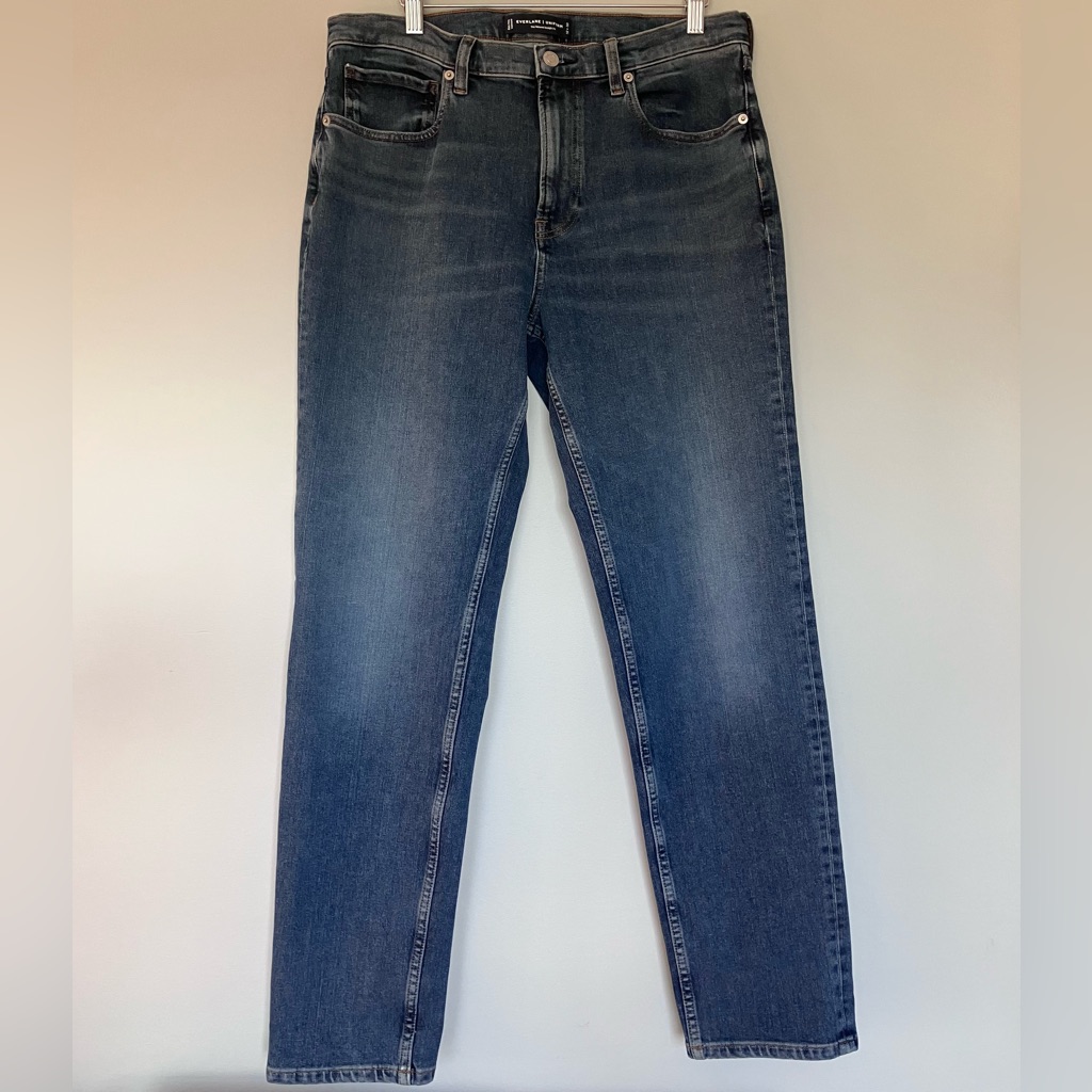 Everlane Medium Washed Uniform Relaxed Straight Fit Size 32x30
